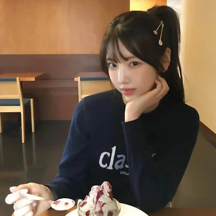 美女与盗贼 海报