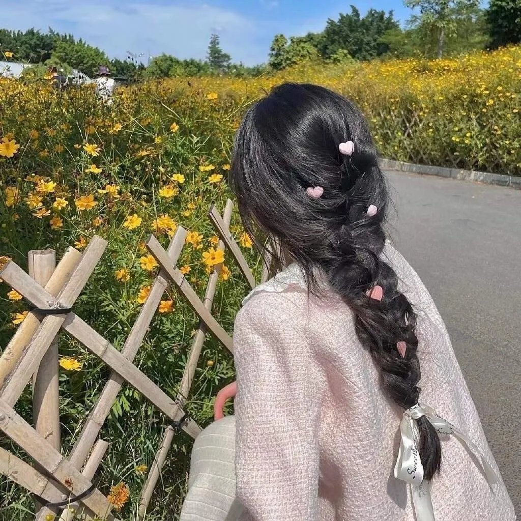 24格 海报